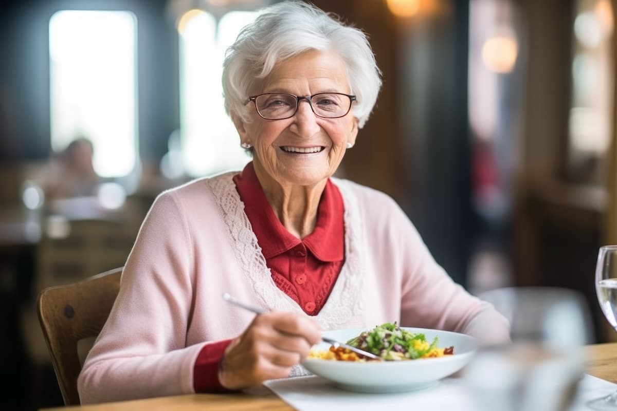 Orangeburg | Senior Eating A Dementia Friendly Meal